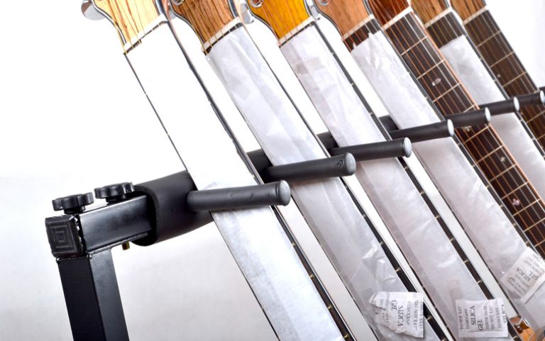 PF-D07 Stalak za 7 gitara
