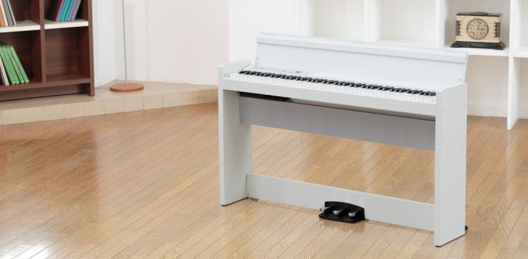 Korg LP-380WH