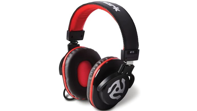 Numark HF175