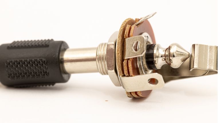 Stereo utičnica za montažu 6,3mm SK2E